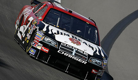 Robby Gordon en el óvalo de Las Vegas en el NASCAR