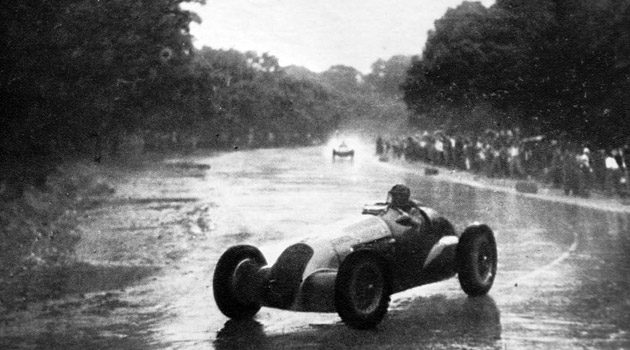 Oscar Galvez en el circuito de Palermo en 1949